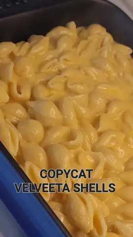 COPYCAT VELVEETA SHELLS! 🧀🥛 Full recipes in the comments. #cheese #cream #macncheese #pasta #noodles #cheesyfood #shells #food #Foodie #dinner #easydinner #EasyRecipe #Recipe #trending #viral #simplerecipe #macaroni 