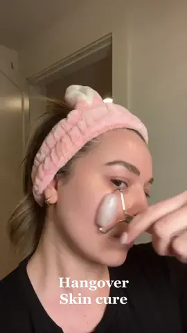 Thirsty skin?  The cure after a long night and short time of sleep 💤                                    Cleanser- kale + vitamins @Youth To The People.                                         Serum - snail 96 @COSRX Official              Eyes serum - caffeine solution 5% Ordinary                                                Ice roller - @Kitsch                                      Rose quartz roller.                   Moisturizer- polipeptide121 #youthtothepeople                                   Eye moisturizer- barrier plus @Skinfix            Spray- beauty elixir @Caudalie  #skintok #skincare #skincareroutine #iceroller #morningroutine 