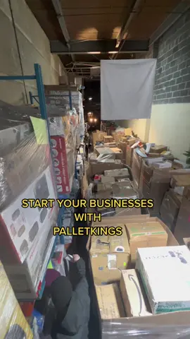 AMERICAS #1 HUSTLE IS FLIPPING PALLETS. COME GET YOURS TODAY AT THE PALLETKING WAREHOUSE LOCATED IN BROOKLYN NY #palletkings  #FYP #HUSTLER #HUSTLE #entrepreneur #NERYORK #BROOKLYN #FLIPPING #INVESTMENT 