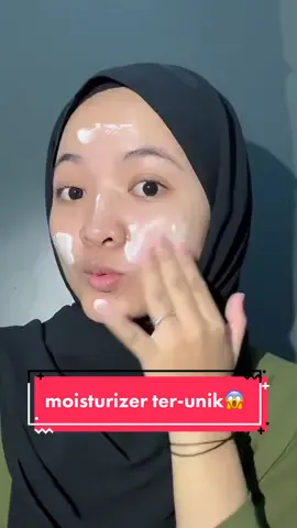 baru kali ini nemuin moisturizer yg unik bgt🤩 #moisturizerfeali #moisturizerviral #IboomingSohibTiktok