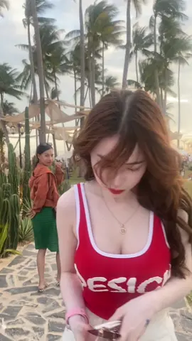 Ánh mắt chị chạm em, chỉ muốn ngắm em lâu thật lâu 😆😆 #fyp #tiktok #trending #xuhuong #xuhuongtiktok #muine 