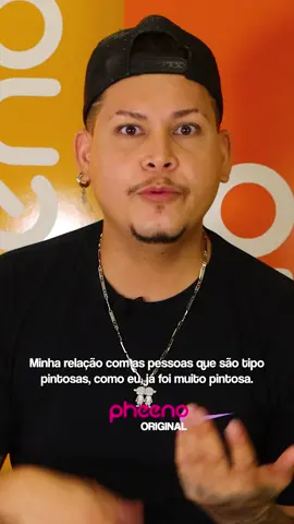 Ex-drag queen, @gandullyoficial evita se relacionar com pintosas por receio do preconceito da sociedade: “Tenho medo da reação das pessoas”, afirma! O vídeo completo você confere no nosso canal no #Youtube! #Gay #LGBT #Pheeno  