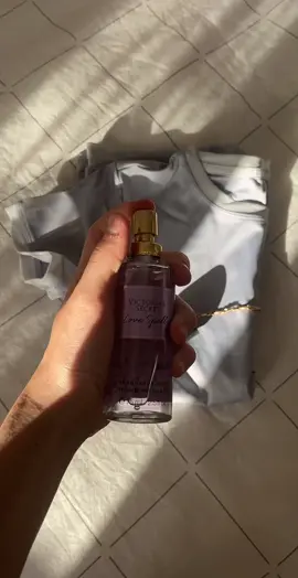 Sun>> #vscobyym #preppyvlog #preppyroutine #aesthetic #vsco #preppy #skincare #sunlight 