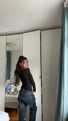 Messy room ☮️