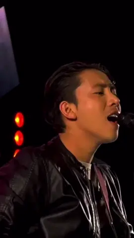 ก็บอกแล้วว่าไม่ต้องร้องเดี๋ยวร้องเอง