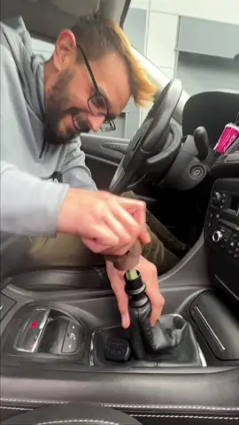 J’ai modélisé et imprimé un pommeau de vitesse the rock pour ma Citroen C5. #citroen #c5 #therock #pommeaudevitesse 