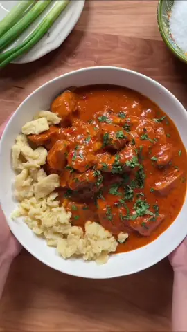Indulge in the rich, comforting flavors with this classic dish, Chicken Paprikash ❤️ The tender chicken and creamy sauce are a perfect combination, bringing warmth to the soul with every bite. 🔥🐓 If you're looking for a satisfying and delicious meal, this is the way to go.    What is your favorite ingredient in Chicken Paprikash? Video by carolinagelen