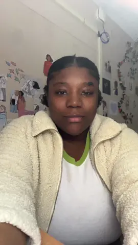 #greenscreen im literally going insane and we not even close to the end of the scene i had to take a break for a sec to breathe #QuakerPregrain #bookreview #BookTok #darkromance #enemiestolovers #romancebooks 