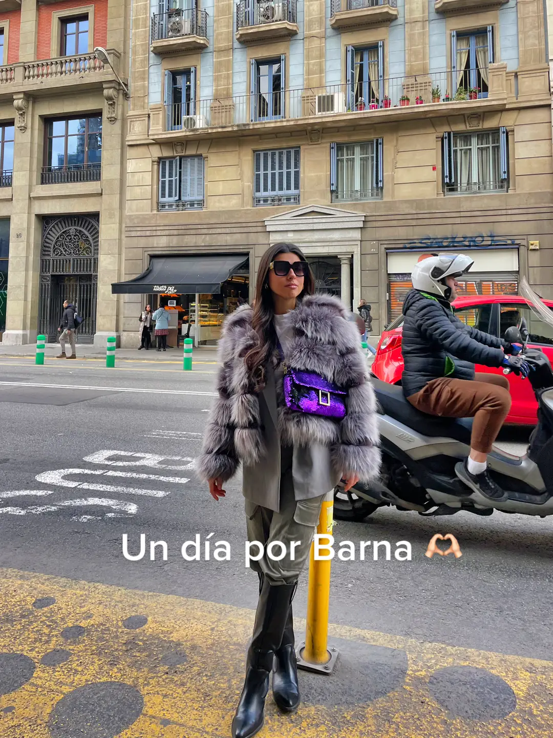 Un día por Barna 🫶🏻 #fyp #viral #viajes #barna #ciudad #planes 