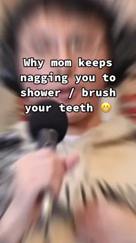 They can smell you, dont think they cant 🫡 #podcast #paperplanespodcast #tipsforhighschoolers #adviceforyoungmen #hygienetipsforhighschool 