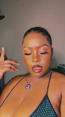 Back Camera + Flash is givingggg 🌷😍 #lesbiansoftiktok #prettyblackwomen #fypシ 