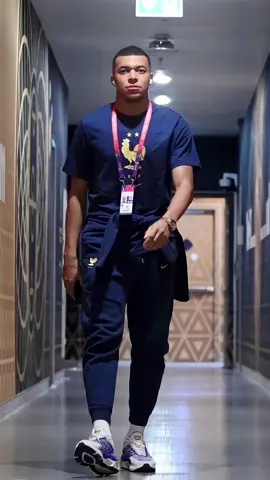 Ni yg pada mintak versi simanis mbappe #mbappe #kylianmbappe #psg #mbappeedit #fyp #foryoupage 
