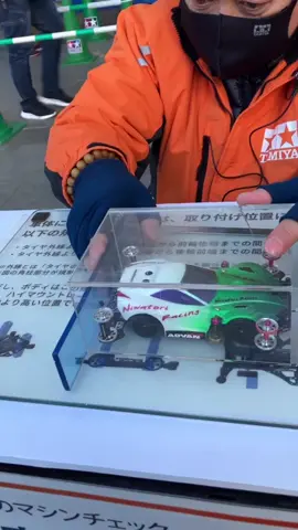 Making sure the car complies to regulations for the race! (via IG/niwatori532)