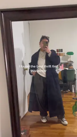 Best $45 i spent 🤑  #thrift #thrifted #bestthriftfinds #thriftfinds #blackcoat #maxicoat #baggycoat 