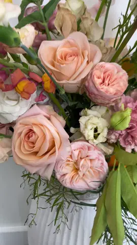 Yes, you can buy yourself flowers. Valentines offerings for your loved one—or yourself live now! Lanativeflorals.com #valetinesflowers #flowers #mileycyrus #buyyourselfflowers #lovers #friends #laflorist #holidays