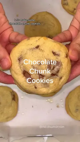 Chocolate Chunk Cookies  These cookies are so soft and cakey, and require no brown sugar. Find the full written recipe on my blog! #chocolatechunkcookies #chocolatechipcookierecipe #chocchipcookies #fyp #easyrecipesathome 