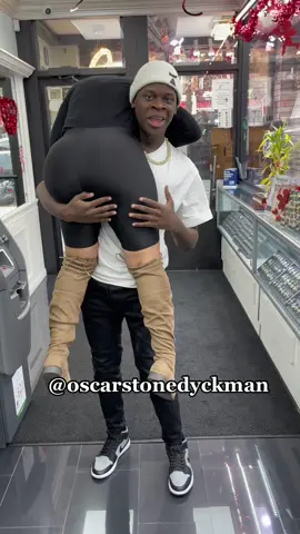 Ya saben todo incluido 🤭🤭🤭 @oscarstonenyc 🔥🔥 #parati 
