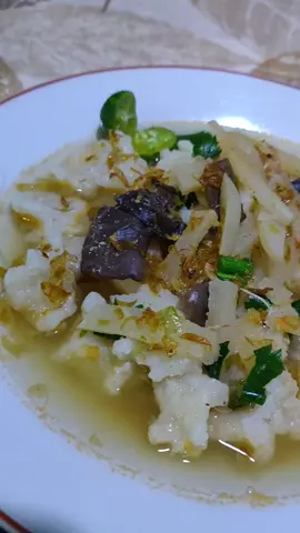 Mari sarapan... #sarapan #tekwan #tekwanpalembang #tekwangabus #tekwanenak #tekwanfrozen #pempek #pempekcrispyneny #pempekcrispynenypalembang #makananpalembang #palembang #tiktokpalembang 