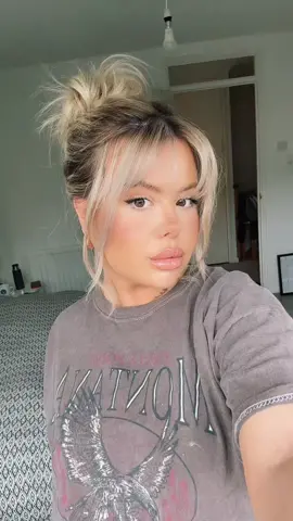 😛
