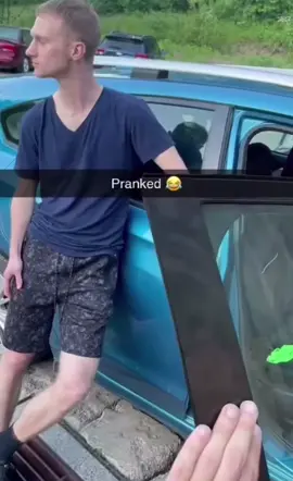 Yeah.. i know what do you think 😂 #foryou #prank #pranked #fyp #viral #funny 
