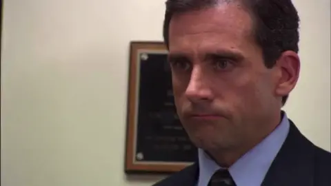 اعتزال مايكل سكوت من الكوميديا 🧢  #اكسبلور #michaelscott  #theoffice  #fypシ #explore #foryoupage #viralvideo 
