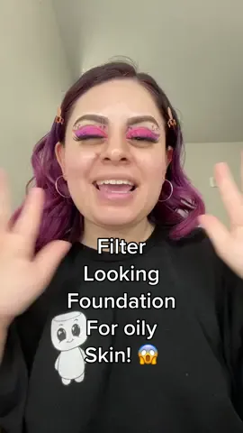 No filter guys!! and this foundation makes it look like u do! 😱 i am a little shook! @makeuprevolution.. have u babes tried this foundation yet? #foundationreview #foundationapplication #bestforoilyskin #bestfoundationforoilyskin #filterlike #beautybyjaxx27 