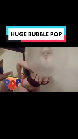 #superbubble #bigbubbles #bubblegum #blowingbubbles #bubblepop #contentcreator #bubbles #hugebubblegumbubble 