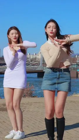 기분 좋은 날씨 친구랑 같이 하면 예쁜 챌린지✨