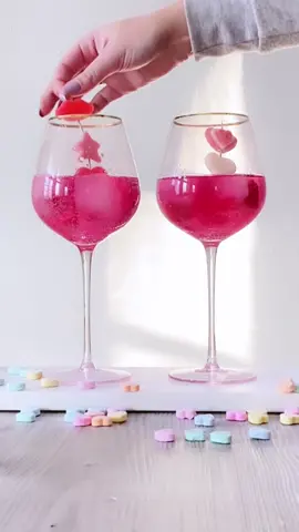 celebrating #ValentinesDay all month long! 💕 #cocktails #vday #valentine #candy #vdaydrink #drink @proofdistillers @drinkbubblr 