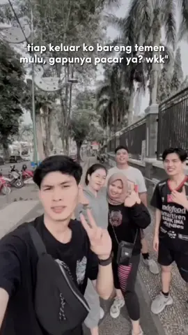 jomblo berjama'ah otw 27 tahun 🤣 @yulianasaptriyant #jambi #besti #jomblo 
