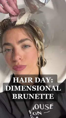 Dimensional brunette 💅🏼 #hairappointment #dimensionalbrunette #livedinbrunette #brunettebalayage #brunettehair #brunettegirls #greenscreen 