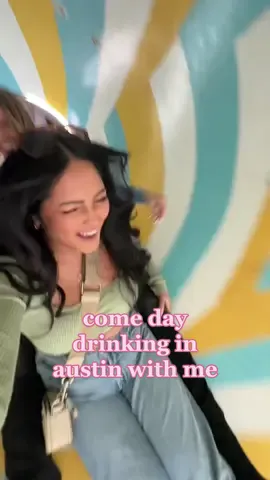 Hit up all the best spots for day drinking in Austin 🍹🍸🥂 What’s your favorite atx bar to day drink at? 🤔 #austinbarscene #austinbar #atxdrinks #raineystreetatx #daydrinking #atxvlog 