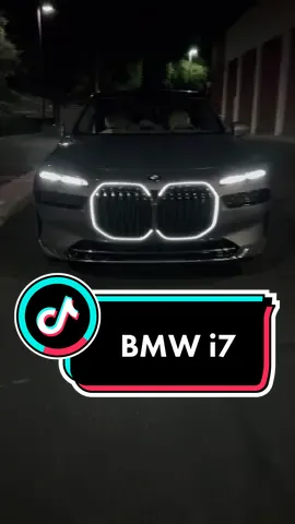Replying to @germanmejia126 Trust me, it gets crazier. 😳 #bmw #i7 #luxurycars #ev #foryoupage #foryou  