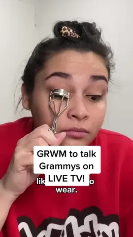 #GRWM to go on live TV to talk all things #Grammys! #newyorklivetv #nbcnewyork #journalist #dayinthelife  
