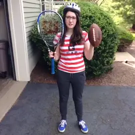 do you want to get better at the sports ? My sister and i will show u how 😎 #sports #tricks #basketball #tennis #football #athletes #athlete #division1 #Outdoors #vine #vines #fyp #vineenergy #training #practice 