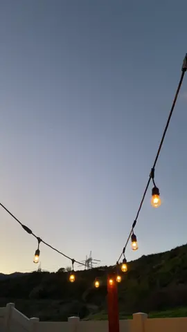 There’s no place like home.🥰 #romanticizeyourlife #dailyvlog #cozyhome #backyardvibes #backyardviews #slowliving #homesweethome 
