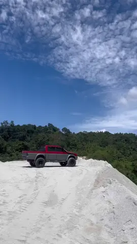 #mahsarigroup #tongkangtipper #terbang_terus #anokkelatetruckers #daulah_kuari 