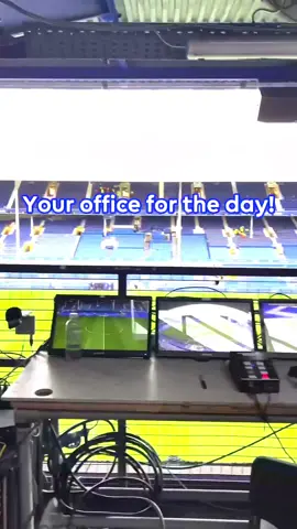 Commentating at #goodisonpark is an EXPERIENCE! 🙆‍♂️ #everton #evertonfc #PremierLeague 