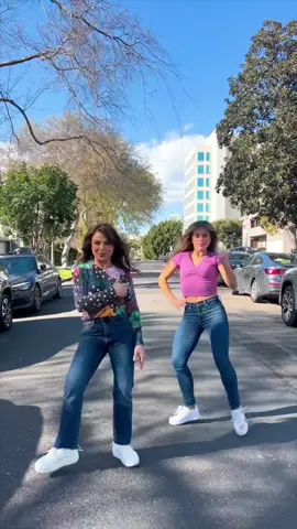 Guess how many takes were ruined by a car driving by 🤦🏻‍♀️@kausha_campbell  #dance #paulaabdul #kaushacampbell DC: @kellye.essentially  