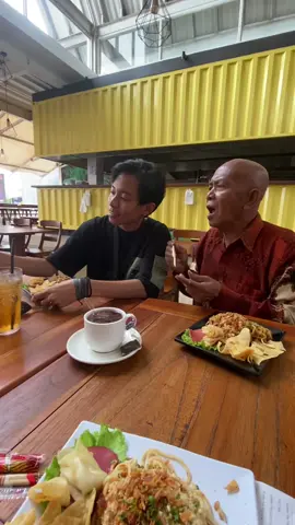 Punya anak iseng banget 🤣🤣 #sukurcs #sukurcsterbaru2022 #sukurpelawakmadura #sukuryuda #yudhacs #pelawak_madura #fypシ 