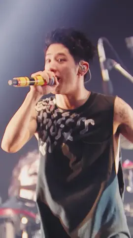 ทากะ Long note ตึงๆ ในเพลง Clock strikes #oneokrock #oneokrocklive #jrock