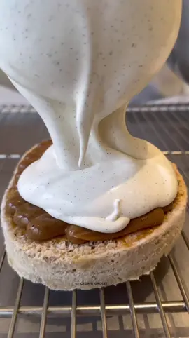 « French Toast XXL » à découvrir à partir du 8 mars après les vacances de notre boutique #lemeurice (du 20 février au 7 mars inclus) #cedricgrolet 🍞