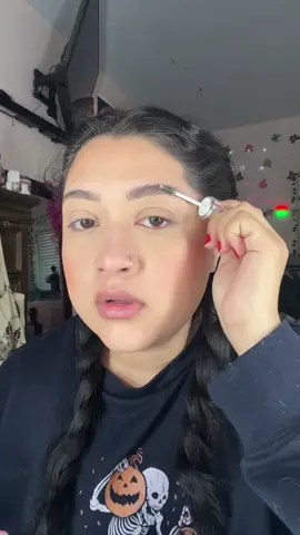 Work grwm #GetCrackin #makeup #everydaymakeup #grwm #getreadywithme #fyp #beauty #BeautyTok #makeuptok 