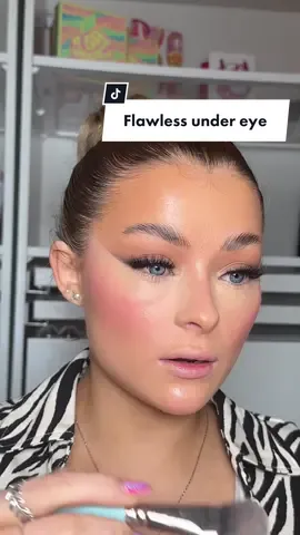 How to get a flawless under eye 🫶🏽✨  Please excuse the end I’m not sure why I didn’t finish filming!  Flawless undereye  concelaer  SoftFocus  HNB restock  How to make makeup last  how to get a bright under eye #howtogetaflawlessundereye #flawlessundereye #flawlessmakeup #flawlessmakeup #howtomakemakeuplast #hnbcosmetics #hnb #softfocusconcealer #softfocusloosepowder #trigwellcosmetics #bperfectxyou #tiktokmademebuyit #newyearnewslay  