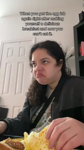That first dip was actually so good, idk what happened 😭 #audhd #sensoryissues #actuallyautistic #eggick #nyclife #nyc #fypシ #thatfunnyfeeling 
