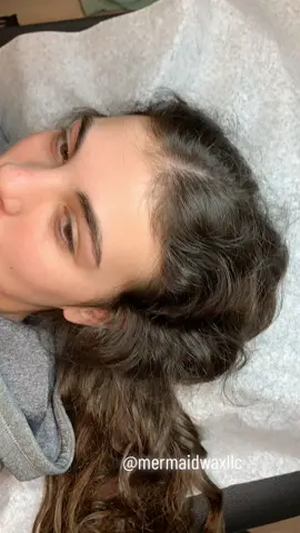 #eyebrowwaxing #eyebrowsonfleek #mermaidwax #mermaidwaxllc #hardwax #waxingtiktok #waxspecialist #bodywaxing #knoxvillewaxing #waxingvideos #smallbusinessknoxville 