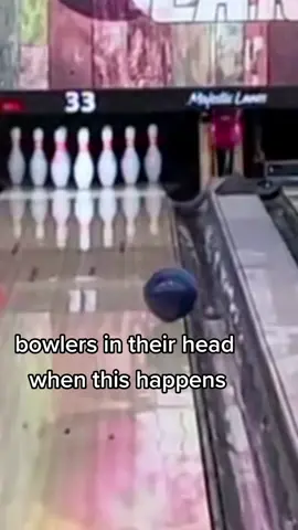 Unintentional 1 board challenge again 🤣 #bowlerroller #bowlingfunny #bowlersoftiktok #viral #fypシ #screammovie 