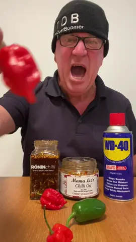 2 3 Reapers and a jalapeño chilli in some Ronin and mamaliz’s chilli oil #mukbang #spicy  #Foodie #eatingshow #asmrfood #eatingsounds #spicyfood