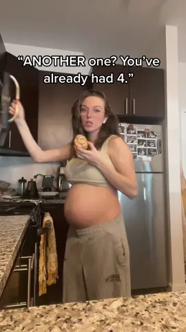 let a bish live #pregnancy #pregnancycravings #preggo #snacking #notacrime #pregnanttiktok #pregnancyjourney 