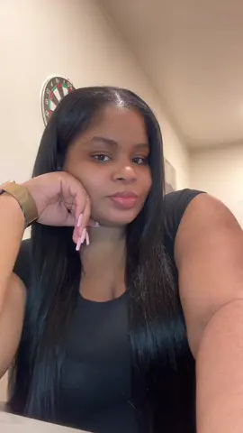 Happy Friday 🥳hope everyone had as good of a day as I have❤️ thank you sis! @_imanijay  #fyp  #blackgirltiktok #contentcreator 